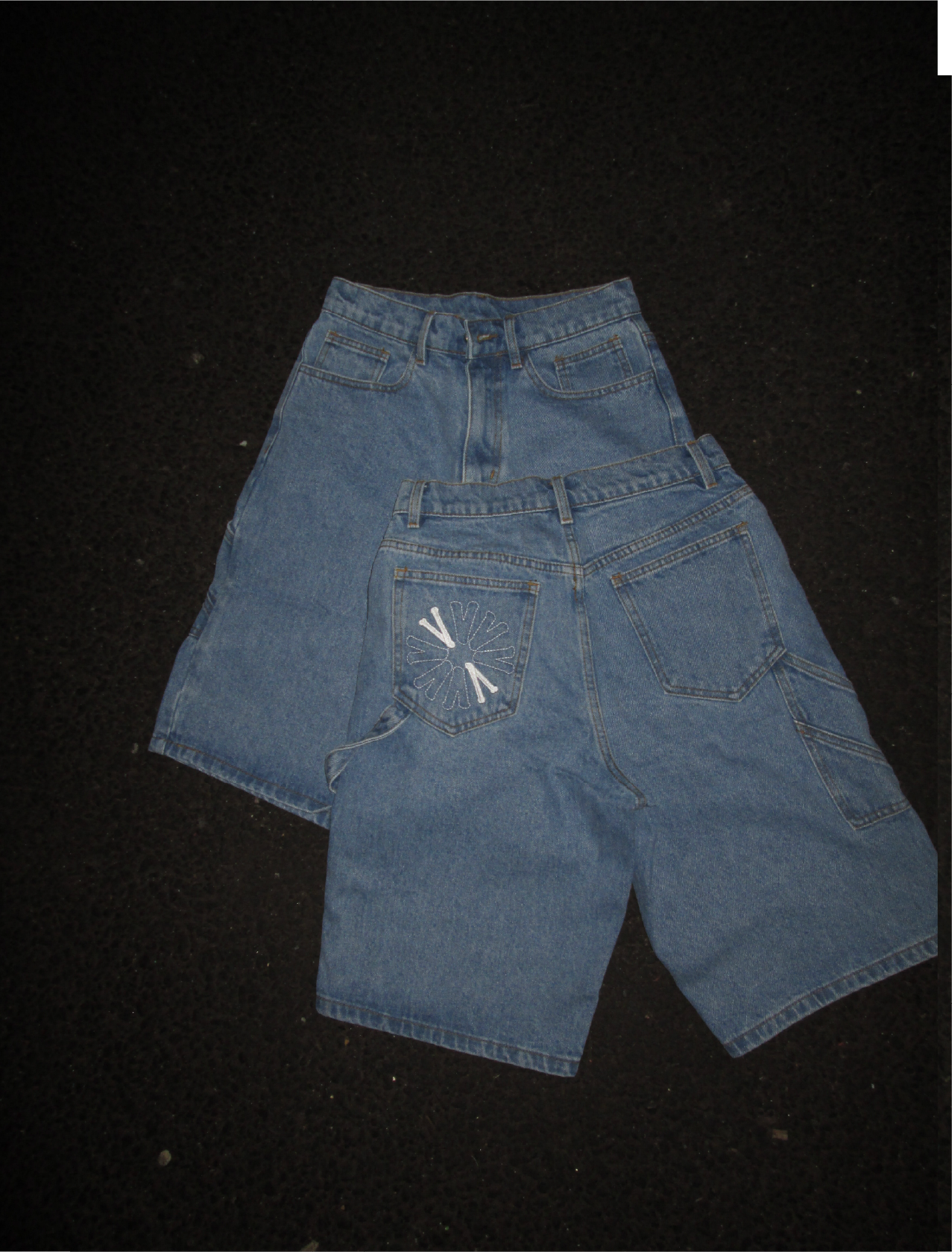 TWIN SET