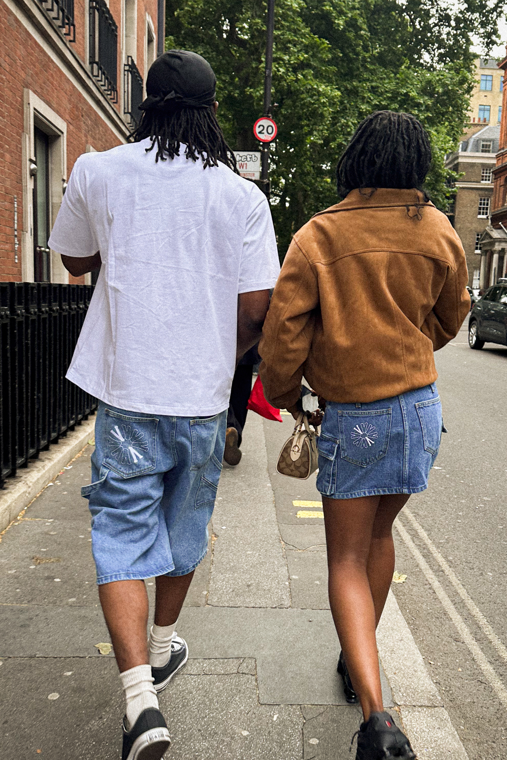 TWIN SET